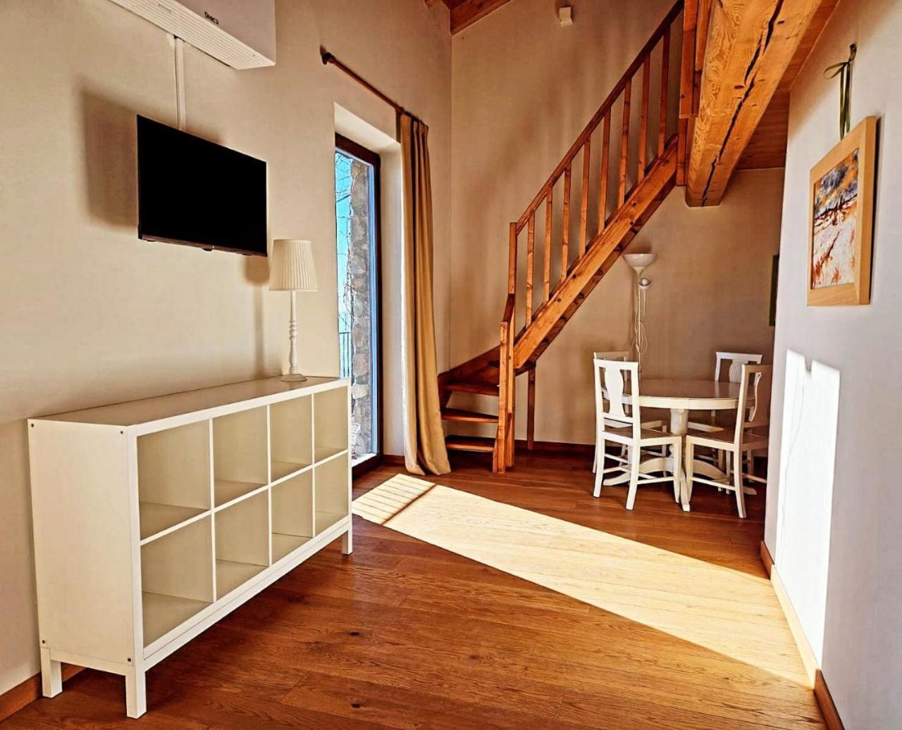 Agriturismo San Genesio Rovagnate Εξωτερικό φωτογραφία